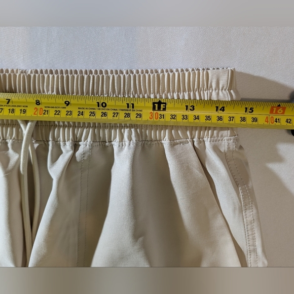 Old Navy Women's Jogger's Size Small - Picture 9 of 9